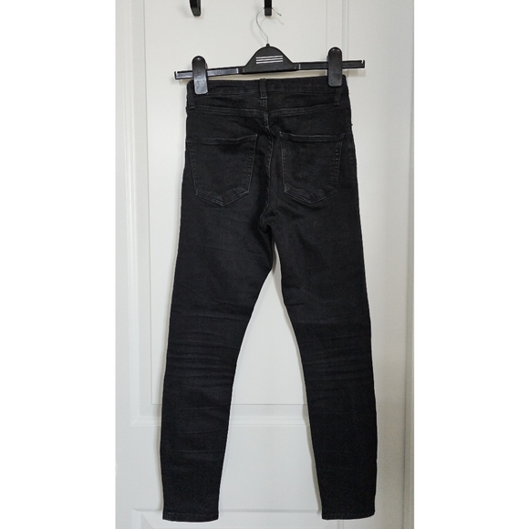 Topshop (Petite) | "Jamie" Moto Distressed Skinny Jeans - Picture 7 of 9